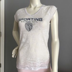 Sporting Kansas City t-shirt. Ladies size small 🌹
